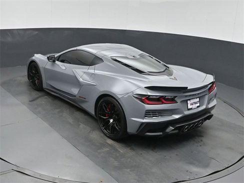 Used 2024 Chevrolet Corvette Z06 image 34
