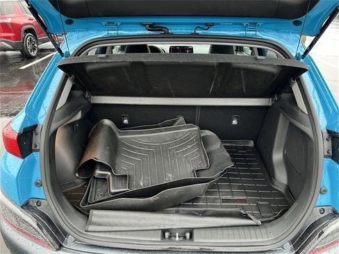 Used 2023 Hyundai Kona Limited image 20
