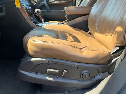 Used 2014 Buick Enclave Leather image 16