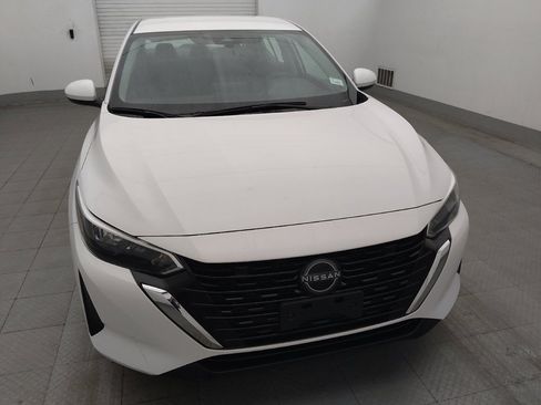 Used 2025 Nissan Sentra SV FWD image 14