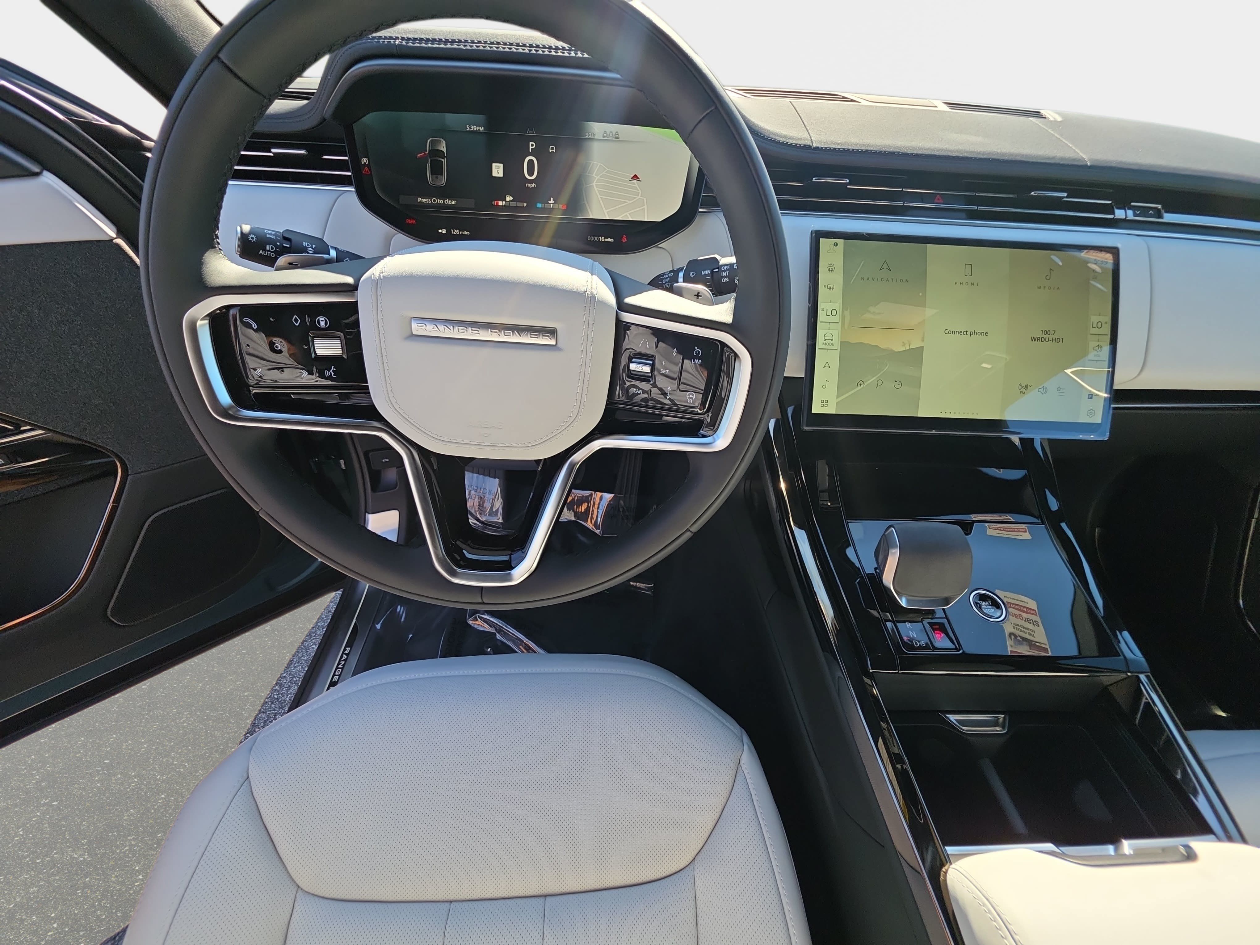 New 2026 Land Rover Range Rover Sport SE AWD/4WD image 16