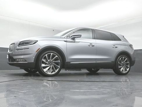 Certified 2023 Lincoln Nautilus Reserve w/ Equipment Group 202A image 40