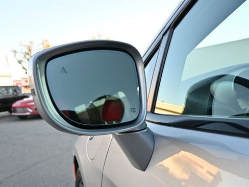 Used 2020 Chrysler Pacifica Limited w/ Quick Oder Package 2EV RED-S image 16