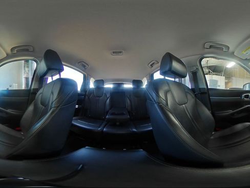 Used 2024 Kia Sorento S FWD image 45