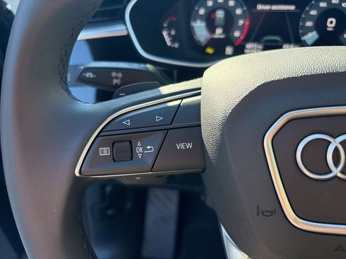 Certified 2025 Audi Q3 2.0T Premium w/ Convenience Package image 24