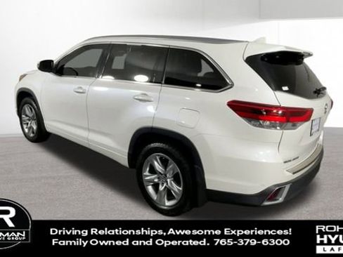 Used 2017 Toyota Highlander Limited image 6