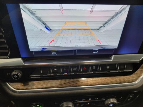 Used 2024 Chevrolet Silverado 1500 LT image 14