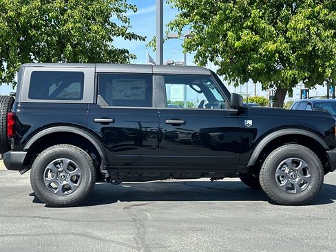 New 2026 Ford Bronco Big Bend image 3