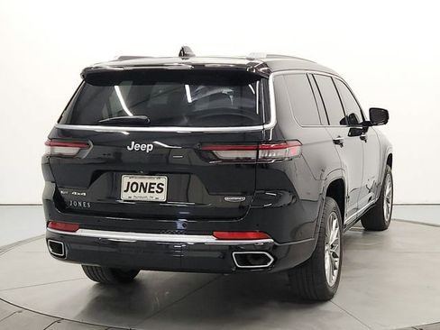 Used 2022 Jeep Grand Cherokee L Summit w/ Luxury Tech Group V AWD/4WD image 6