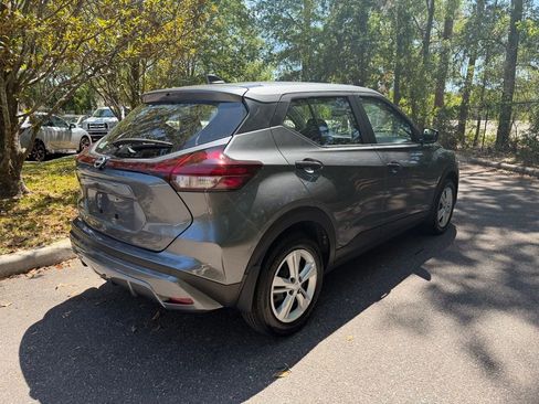 Used 2025 Nissan Kicks Play S FWD image 6