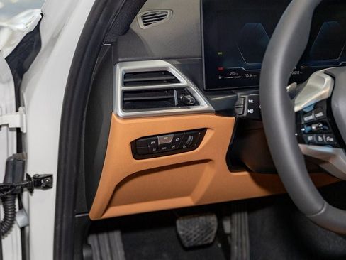 New 2026 BMW 330i xDrive Sedan w/ Convenience Package image 14