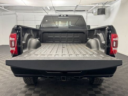 Used 2024 RAM 3500 Limited image 5