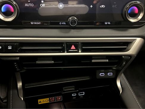 Certified 2024 Lexus RX 350 Premium Plus w/ Convenience Package AWD/4WD image 17