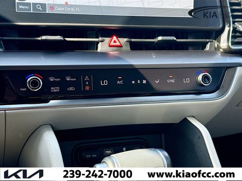 Certified 2023 Kia Sportage EX image 32