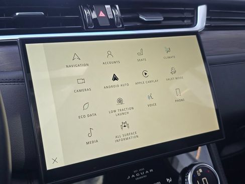 Used 2022 Jaguar F-PACE S AWD/4WD image 24