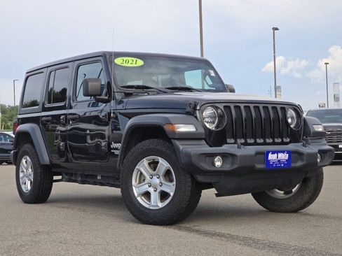 Used 2021 Jeep Wrangler Unlimited Sport AWD/4WD image 2