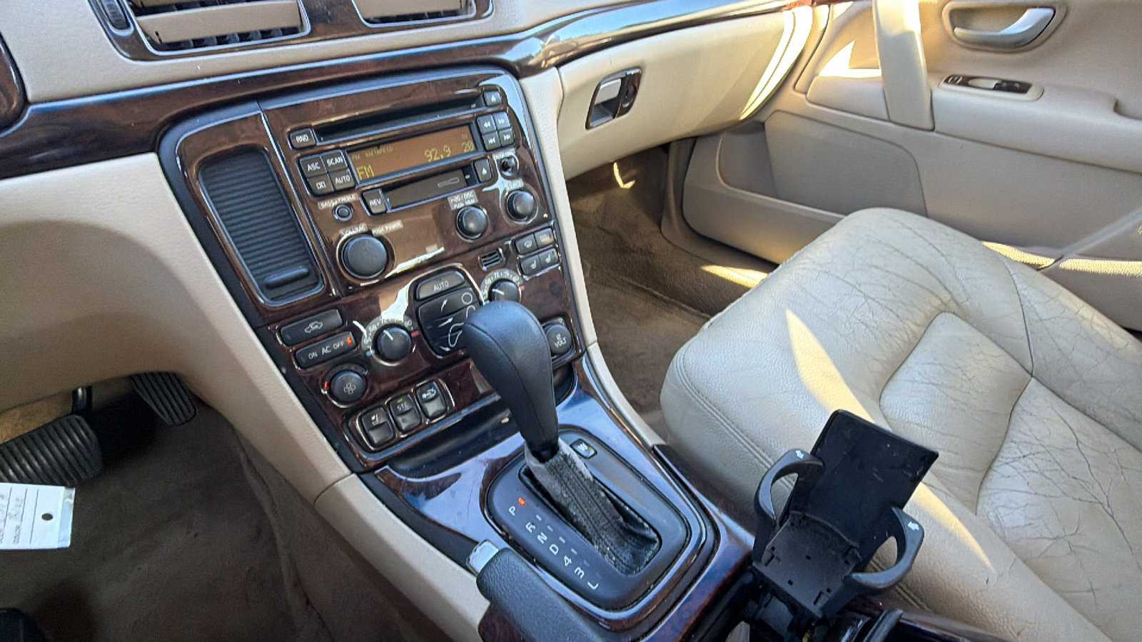 Used 2004 Volvo S80 2.5T FWD image 26
