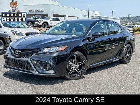 Used 2024 Toyota Camry SE FWD image 1