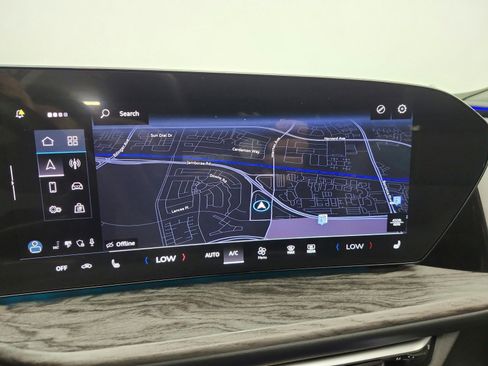 Certified 2025 Audi Q5 Premium Plus w/ Premium Plus AWD/4WD image 9