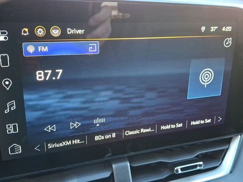 Used 2025 Chevrolet Equinox LT w/ Convenience Package II image 18