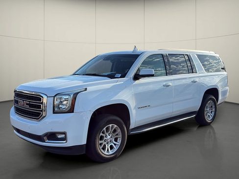 Used 2019 GMC Yukon XL SLT AWD/4WD image 3