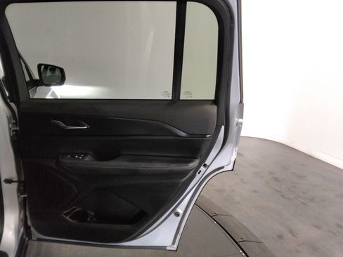 Used 2024 Jeep Grand Cherokee L Laredo image 41