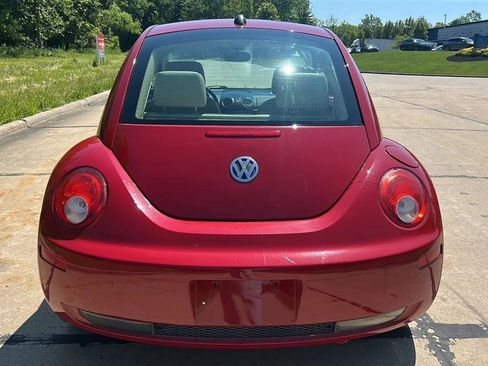 Used 2008 Volkswagen Beetle S FWD image 9