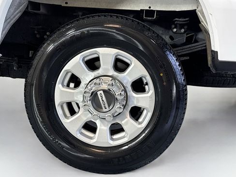 Used 2024 Ford F350 XLT image 29