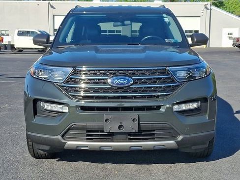 Used 2022 Ford Explorer XLT w/ Equipment Group 202A AWD/4WD image 5