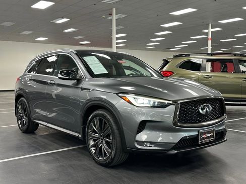 Used 2020 INFINITI QX50 Essential w/ Edition 30 Package image 9