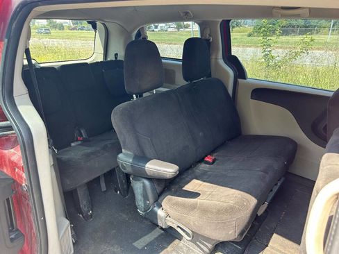 Used 2013 Dodge Grand Caravan American Value Package w/ UConnect Hands-Free Group image 11