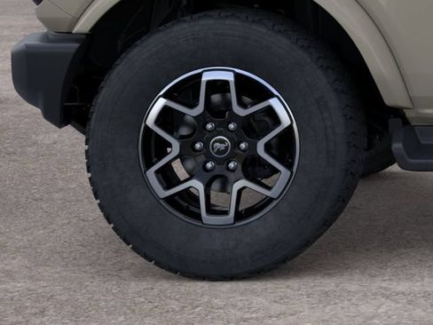 New 2026 Ford Bronco Outer Banks AWD/4WD image 21