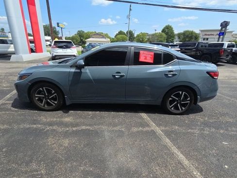 Certified 2025 Nissan Sentra SV w/ All-Weather Package FWD image 7