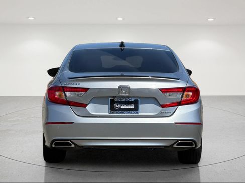 Used 2022 Honda Accord Sport image 5