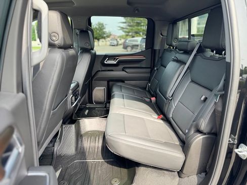 Used 2025 GMC Sierra 1500 Denali AWD/4WD image 25