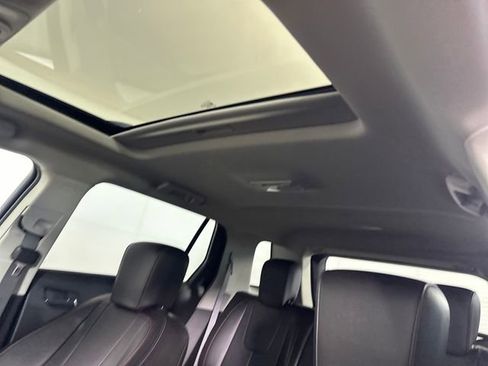 Used 2017 GMC Terrain SLT w/ Open Road Package image 12