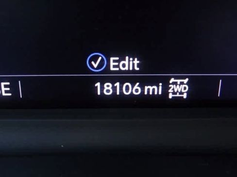 Used 2023 Cadillac XT5 Premium Luxury image 23