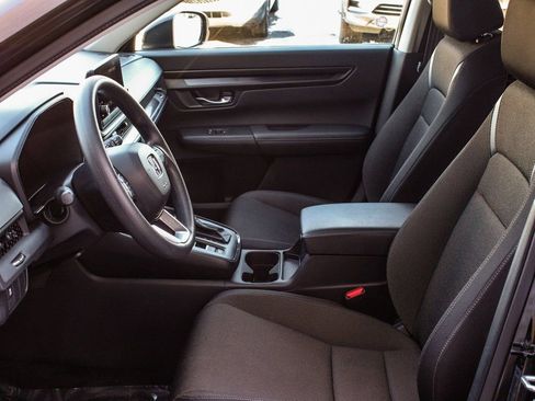 Used 2025 Honda CR-V LX image 29