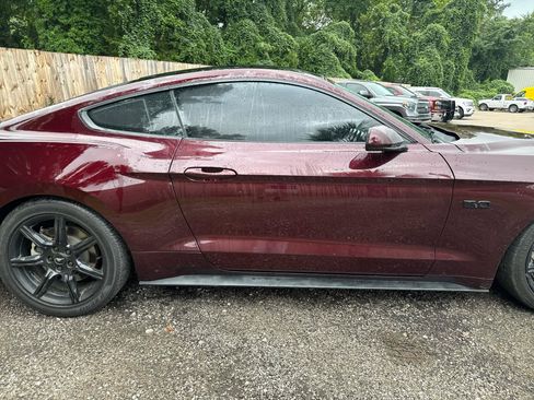 Used 2018 Ford Mustang GT w/ Equipment Group 301A RWD image 23