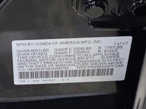 Used 2018 Acura ILX w/ AcuraWatch Plus Package FWD image 25