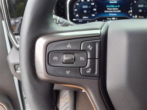 Used 2025 Chevrolet Silverado 3500 High Country w/ High Country Premium Package image 21