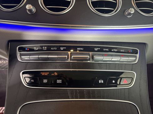 Used 2022 Mercedes-Benz E 450 E 450 image 18