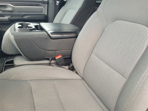 Used 2021 RAM 1500 Big Horn image 13