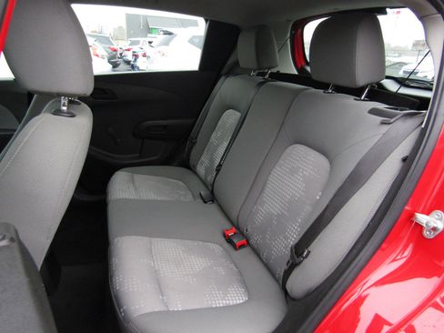 Used 2020 Chevrolet Sonic LT image 18