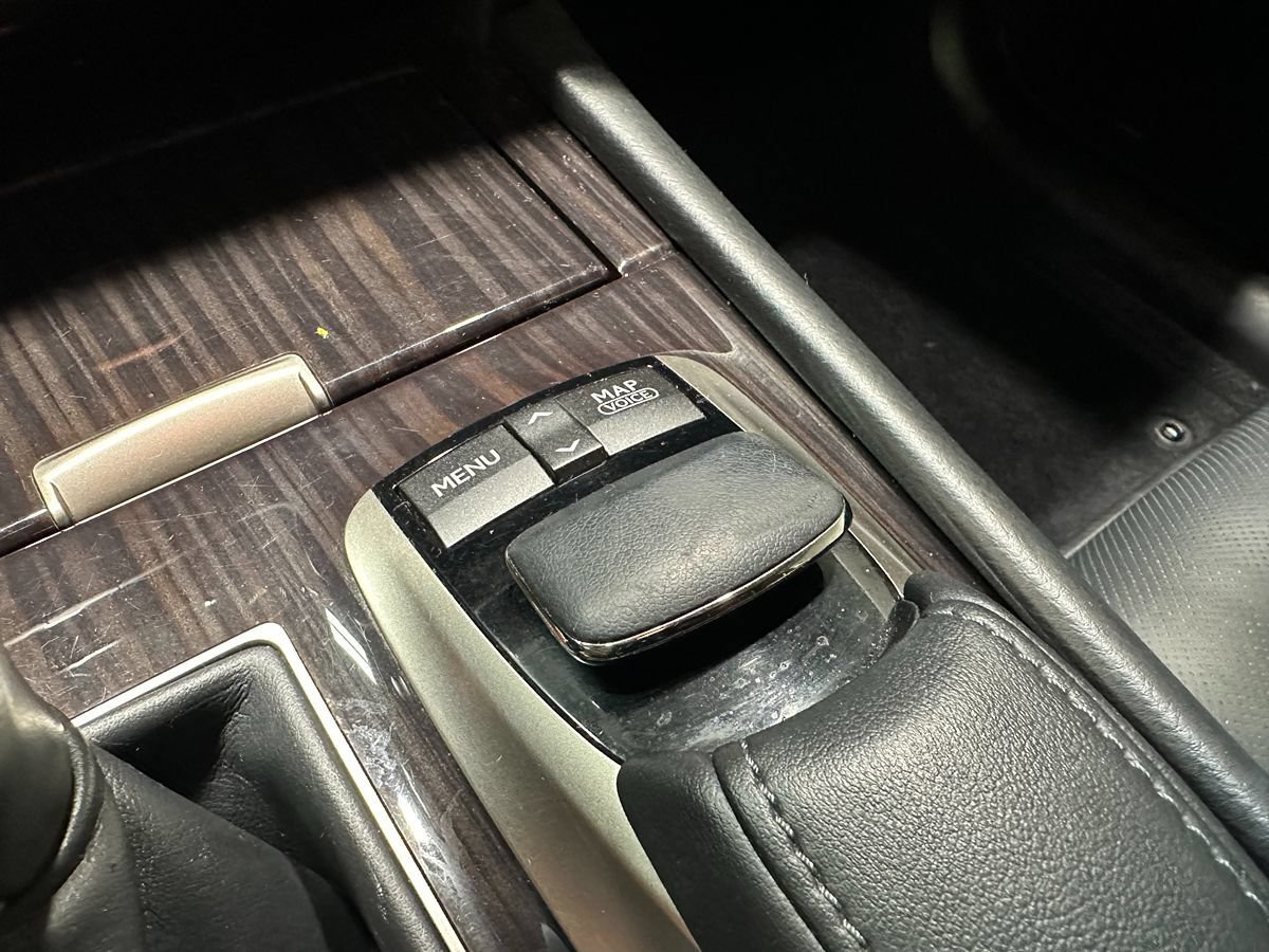 Used 2014 Lexus LS 460 AWD w/ Comfort Package image 35