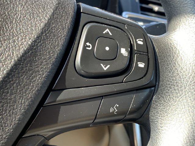 Used 2017 Toyota Camry LE FWD image 23