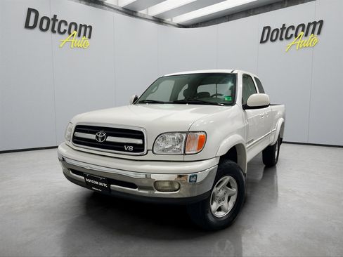 Used 2002 Toyota Tundra Limited image 2