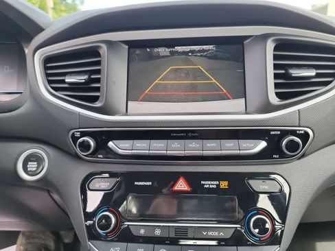 Used 2017 Hyundai Ioniq SEL w/ Tech Package 02 FWD image 20