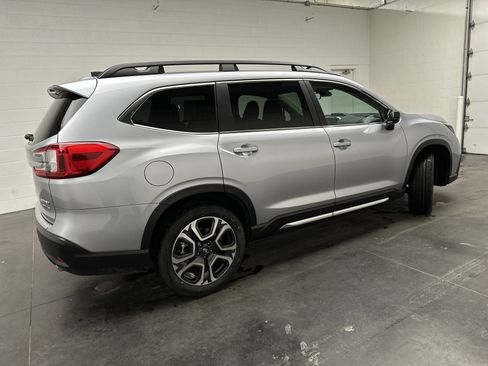New 2026 Subaru Ascent Limited image 9
