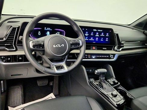 Used 2025 Kia Sportage X-Line w/ Premium Package image 12